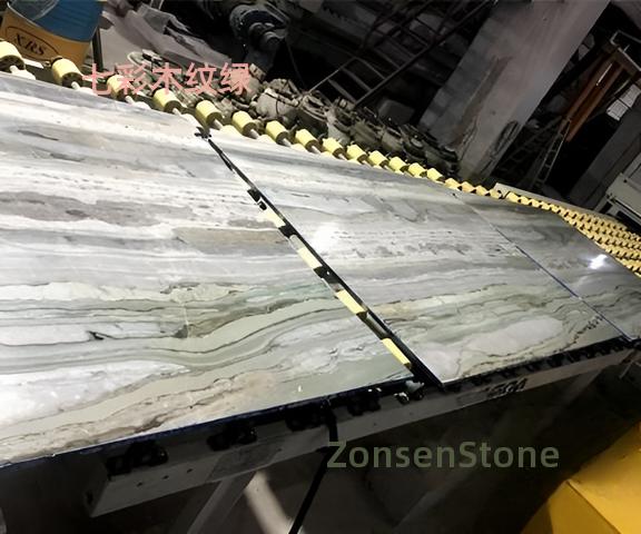 Seven-color wood grain green