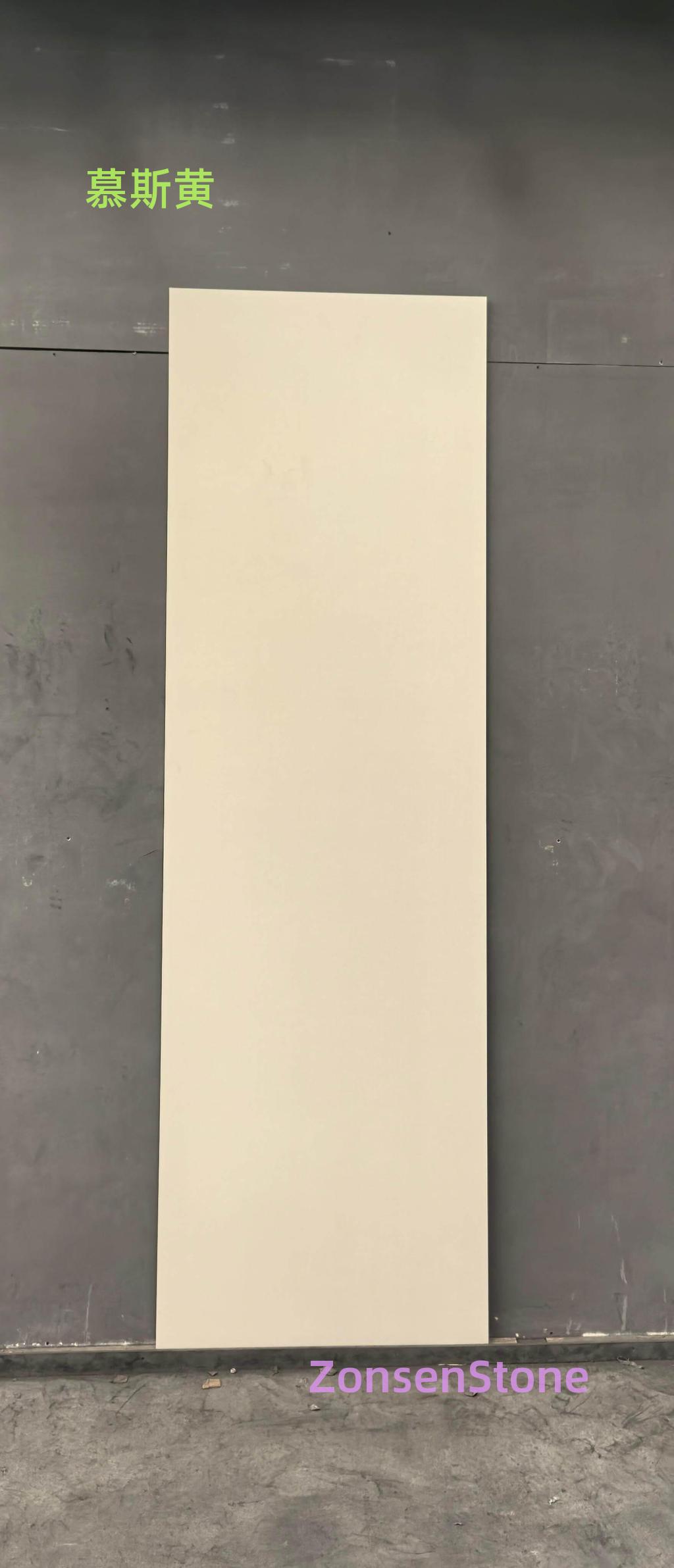 Mousse Yellow