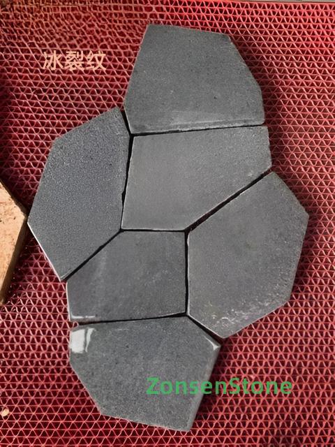 Ice crack