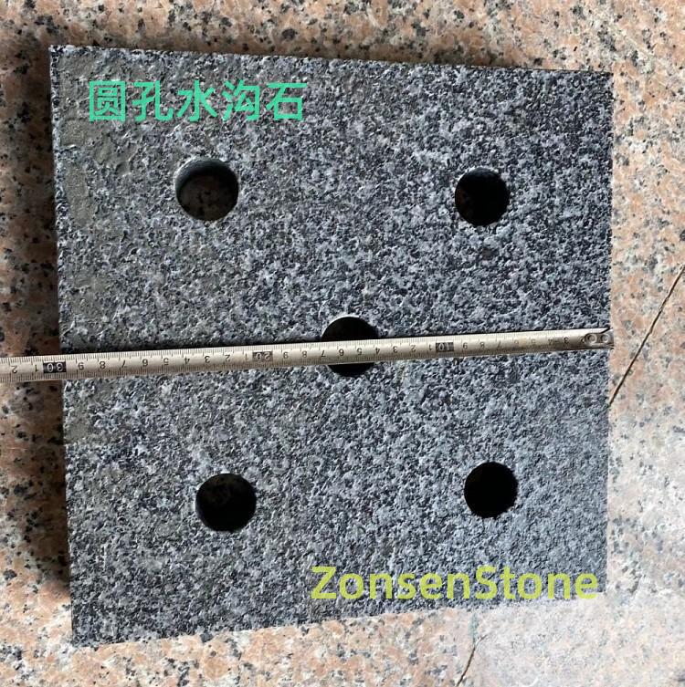 Round-hole drainage stones