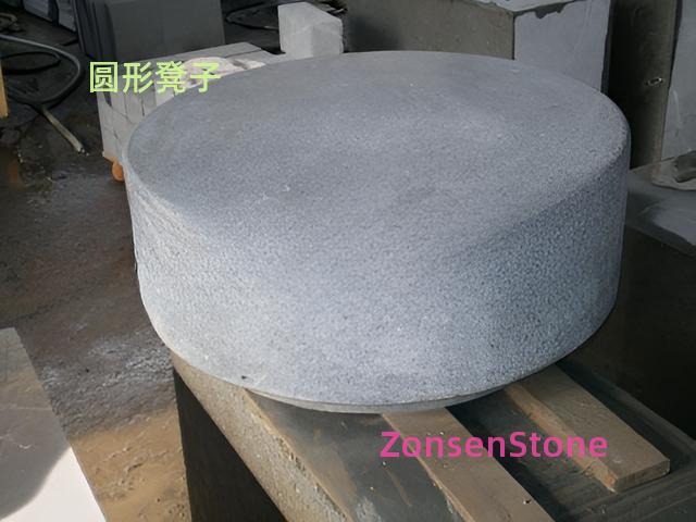 round stool