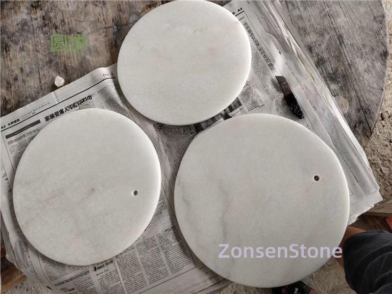 round cake