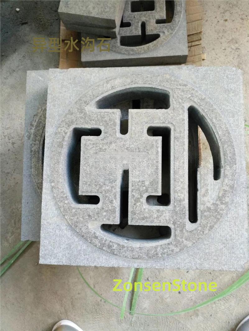 Irregularly shaped drainage stones