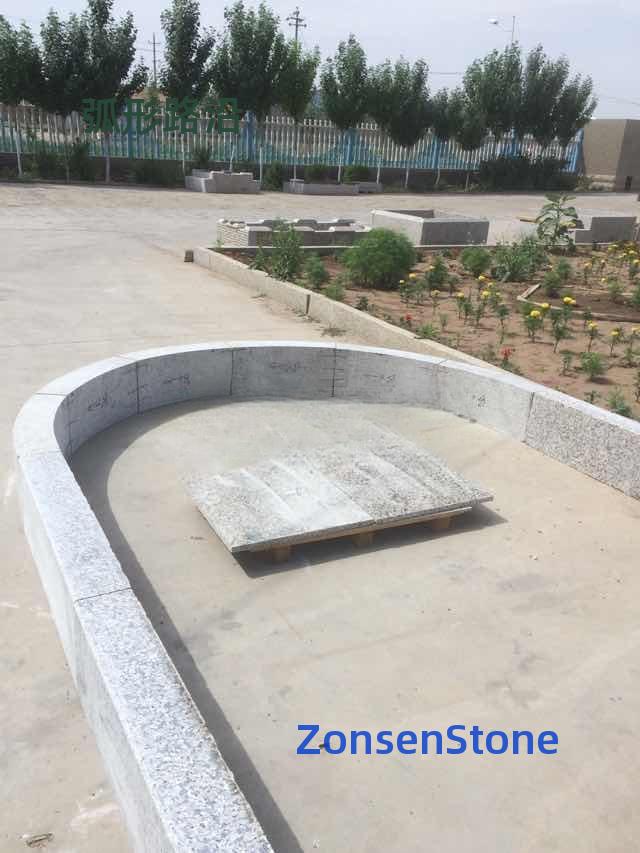 Curved curb