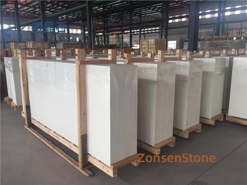 Microcrystalline stone
