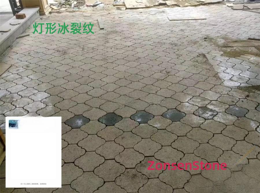 Lamp-shaped ice crack pattern