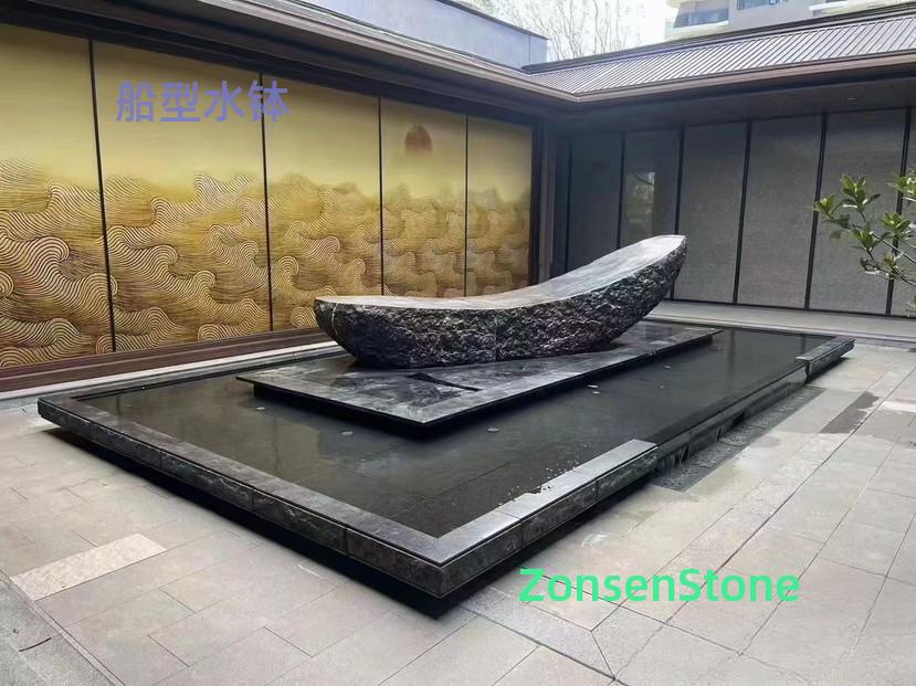 Boat-shaped water bowl