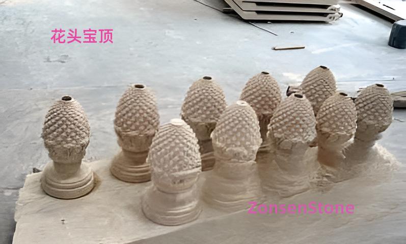 Flower-shaped jewel top
