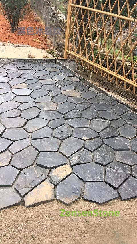 Black ice crack pattern