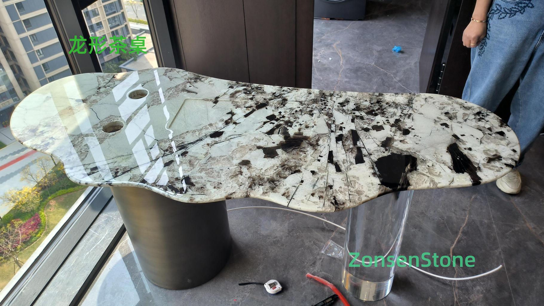Dragon-shaped tea table