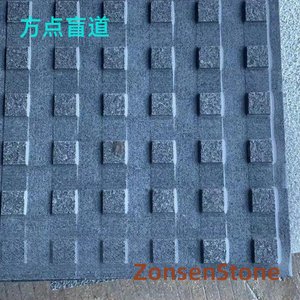Square-point tactile paving