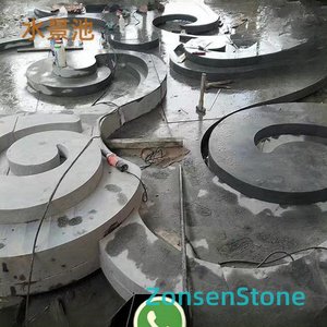 Water feature pool