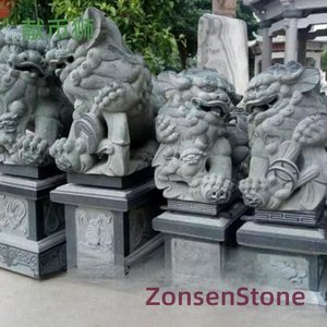 Offering Lion