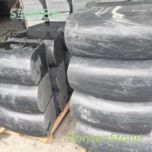 S-shaped curbstone
